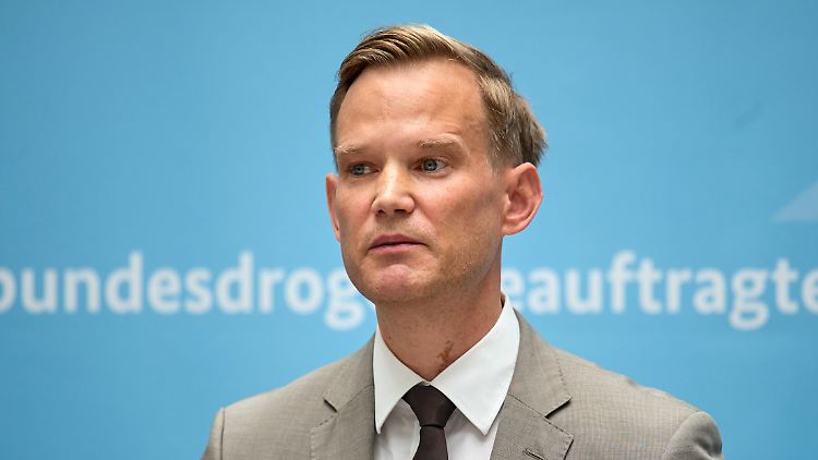Hendrik Streeck erlangt während der Corona-Pandemie Bekanntheit. Jetzt ist er Sucht- und Drogenbeauftragter der Regierung.
