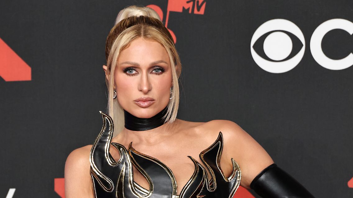 Paris Hilton ist Meisterin der Selbstvermarktung und hat unter ihrem Namen schon viele Produkte.