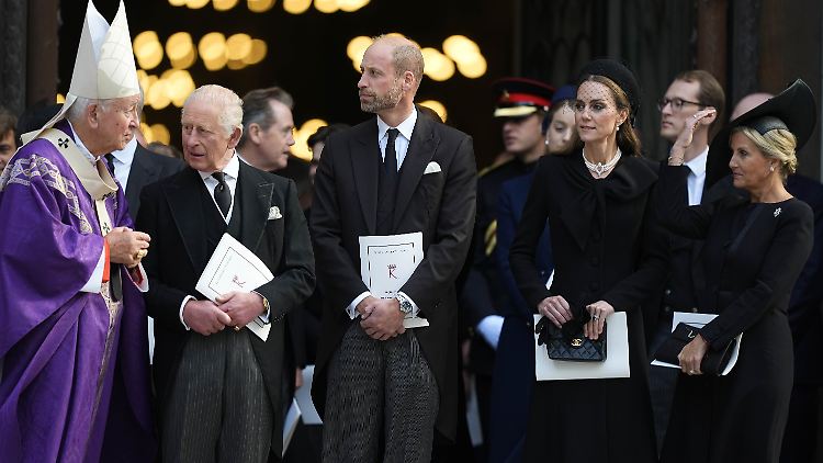 Die Royals versammelten sich für die Trauerfeier in der Westminster-Kathedrale.