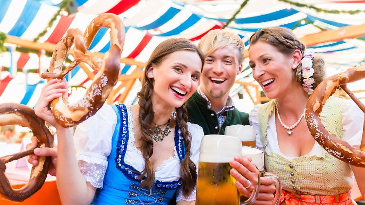 Die Trends für das Oktoberfest setzen auf Vielfalt, Glanz und modische Akzente.