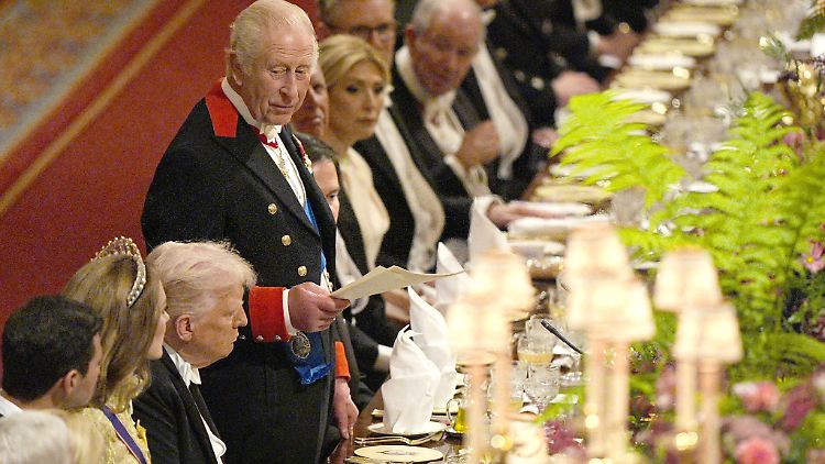 Nach Charles kam auch noch Trump zu Wort und sparte nicht mit Lob für seinen Gastgeber.