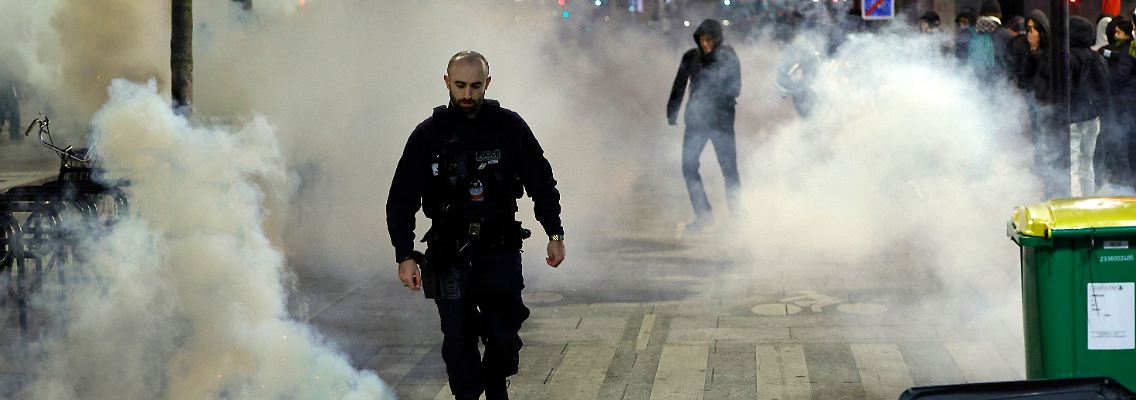 AFP__20250918__74WJ6QB__v2__HighRes__FrancePoliticsSocialProtest.jpg