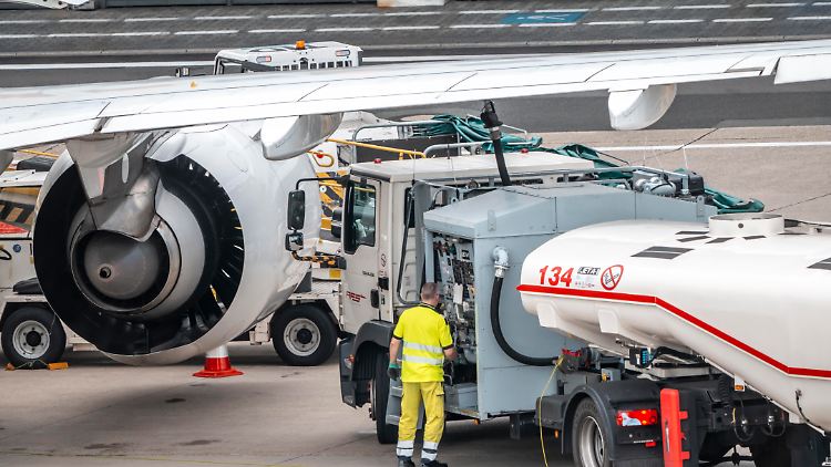 Die Airlines und ihre Lieferanten arbeiten mit Hochdruck an einer Lösung, den Engpass zu beenden. (Archivbild)