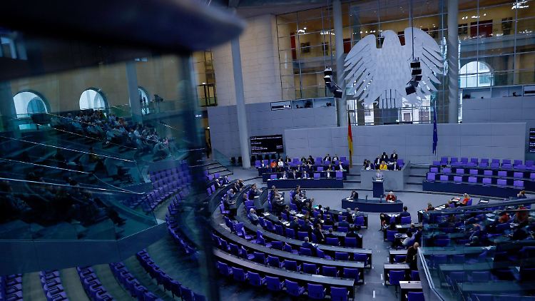 Der Bundestag stimmte über den ersten Etat der schwarz-roten Regierung ab. 