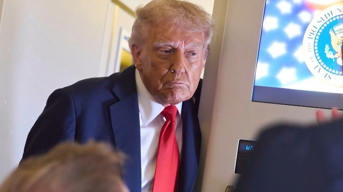 Trump_Flugzeug.jpg