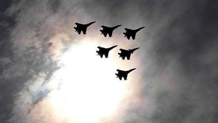 Polen meldete am Freitag russische Kampfjets über einer Ölplattform in der Ostsee (Archivbild).