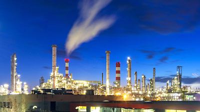 Einem Bericht zufolge war der OMV-Spion zeitweise an die Abu Dhabi National Oil Company entsandt worden.
