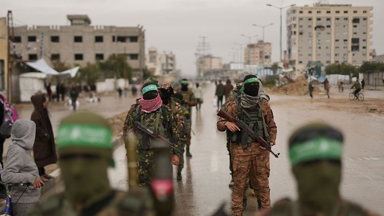 Die Hamas würde ihre Waffen für den Zeitraum des "Einfrierens" einer nicht-israelischen Partei zur Aufbewahrung überlassen (Archivbild).