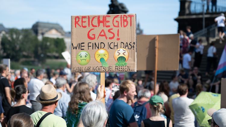 Manche Demo-Teilnehmer attackierten Katherina Reiche persönlich.