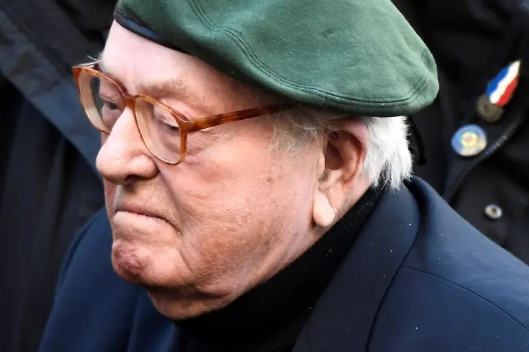 Der-95-jaehrige-Gruender-der-rechtsextremen-Partei-Front-National-Jean-Marie-Le-Pen-ist-im-Krankenhaus