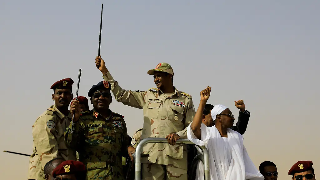 2023-04-13T135806Z-1689118148-RC2OD0ADVCVR-RTRMADP-3-SUDAN-POLITICS-MILITARY