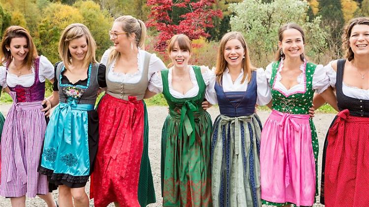 Die sportlichen Dirndl von Adidas revolutionieren das Trachten-Sortiment.