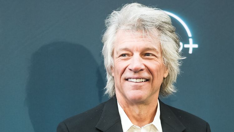Hat kein Problem damit, Großvater zu sein: Jon Bon Jovi.