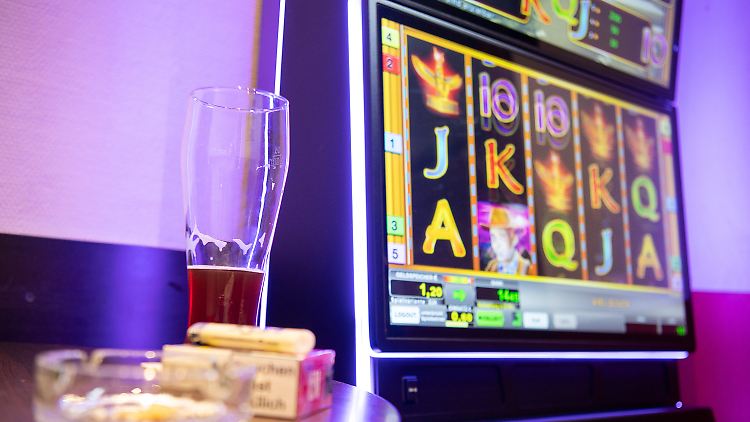 Spielsüchtige können einfach nicht aufhören.