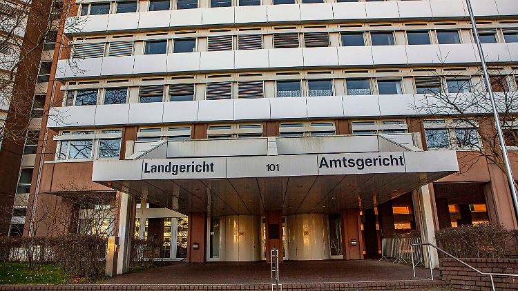 Die Bande, der die Verurteilten angehörten, soll in großem Stil mit Drogen gehandelt haben. 