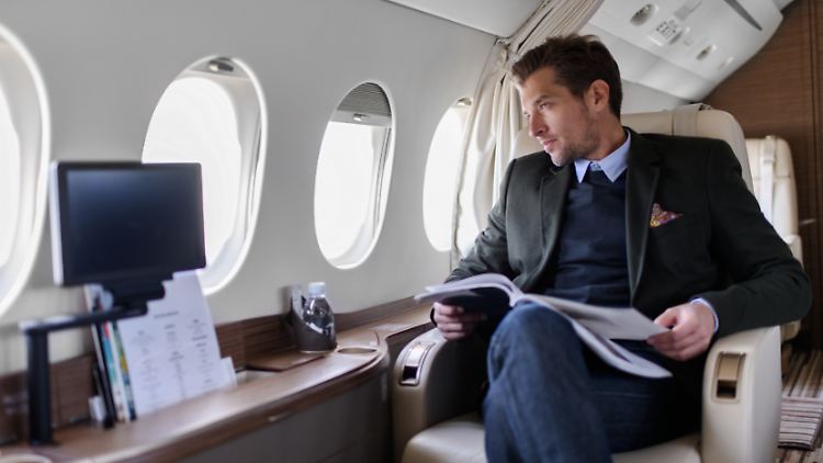 Mit 200.000 Punkten der Business Platinum Card lassen sich First-Class-Flüge buchen – ein Rekordbonus für Vielflieger und Unternehmer.