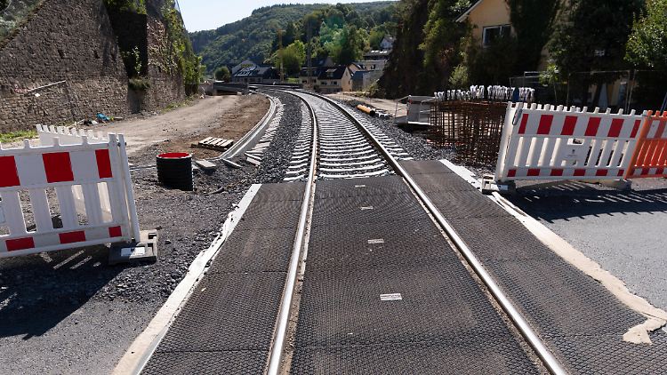 In vielen Bereichen der öffentlichen Infrastruktur sind Mängel offensichtlich.