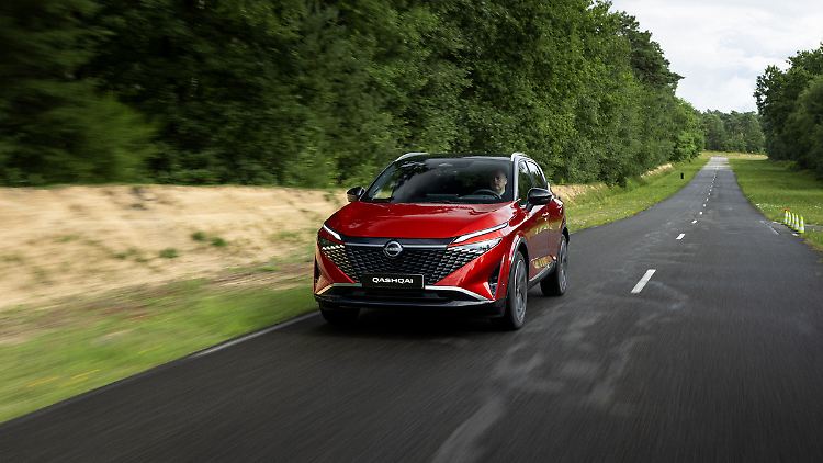Wie viel Benzin verbraucht der Vollyhbrid Nissan Qashqai e-POWER im Vergleich?