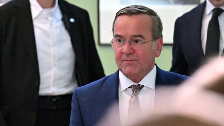Pistorius kam mit den ostdeutschen Ministerpräsidenten auf Schloss Ettersburg bei Weimar zusammen. 
