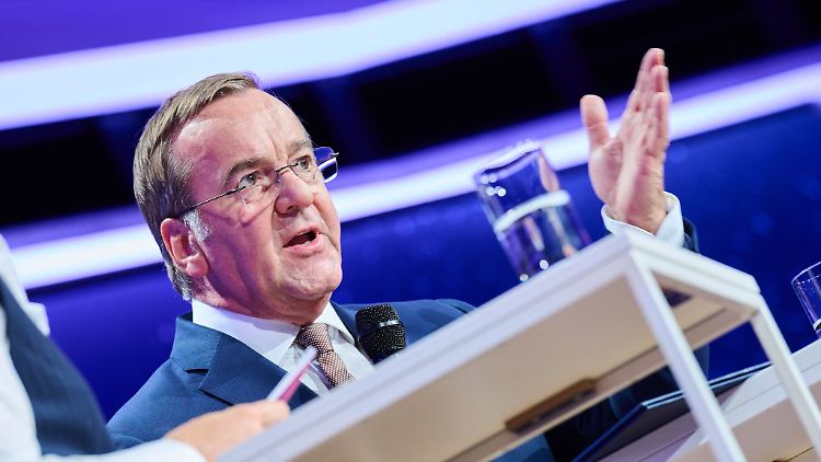 Satellitennetzwerke seien Achillesferse moderner Gesellschaften, warnt der Verteidigungsminister. 