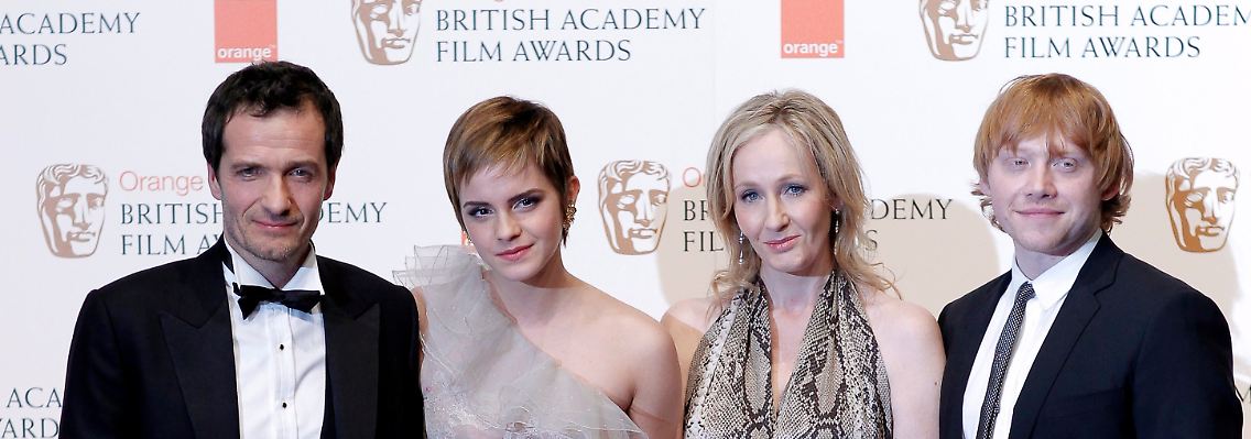 In Vertretung für eine riesige Filmcrew nahmen Produzent David Heyman, Schauspielerin Emma Watson, Autorin J.K. Rowling und Schauspieler Rupert Grint (v.l.) den Harry-Potter-Ehrenpreis entgegen.