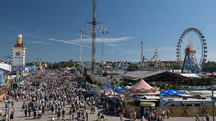 Die Wiesn in München ist das Volksfest mit der höchsten Besucherzahl weltweit. 