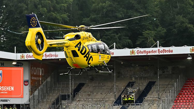 "Wenn ein Hubschrauber im Stadion landet, kann man sich vorstellen, dass es nicht nur eine Lappalie ist", sagt Trainer Schmidt.