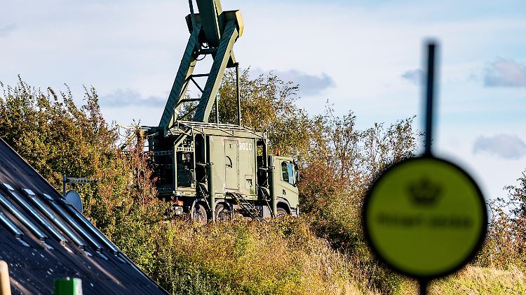 Ein mobiles Radargerät soll die Drohnen aufspüren.