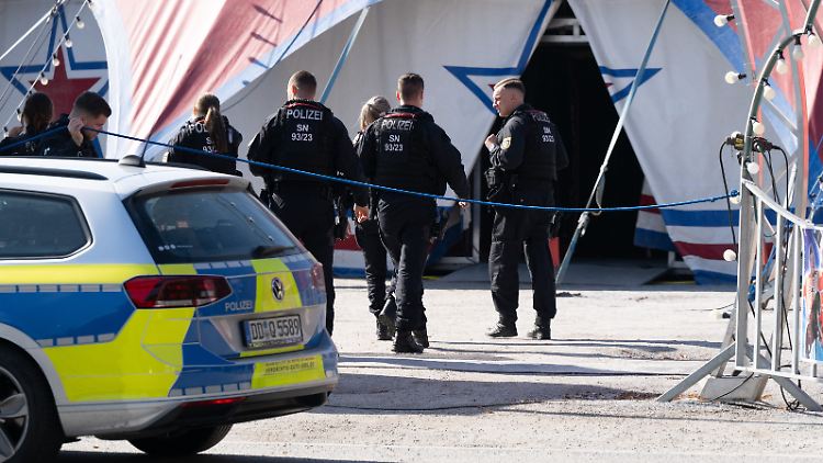 Die Show war von knapp Hundert Menschen besucht. 