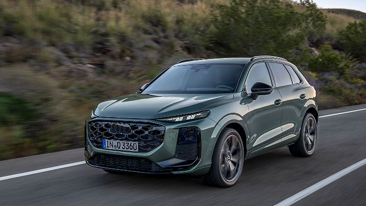 Die Hightech-LED-Scheinwerfer des neuen Audi Q3 sehen fancy aus mit ihrem Pixel-Muster.
