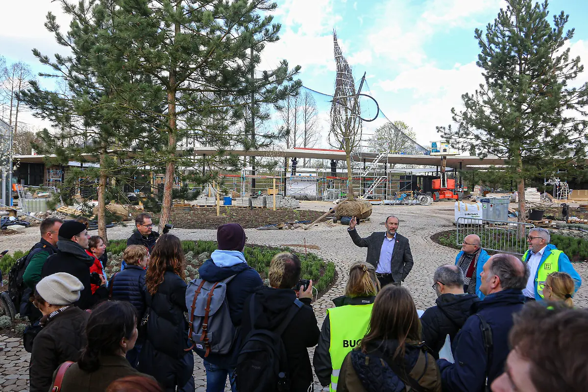 b8a5f5532369c686ef2ef72aefaac992