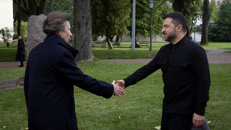 Prinzessin Anne traf auch mit dem ukrainischen Präsidenten Wolodymyr Selenskyj zusammen. 