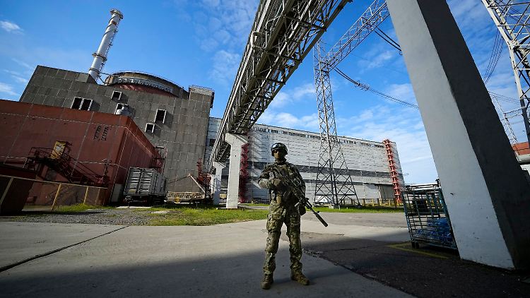 Seit neun Tagen wird das größte Atomkraftwerk Europas mittels Generatoren mit Strom versorgt. 
