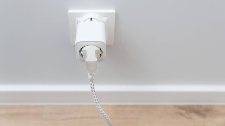 Viele Stromkunden zahlen derzeit deutlich über 30 Cent pro Kilowattstunde Strom.
