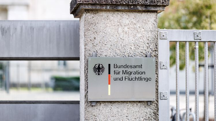 Weniger Menschen als in den vergangenen Jahren stellen Erstanträge.