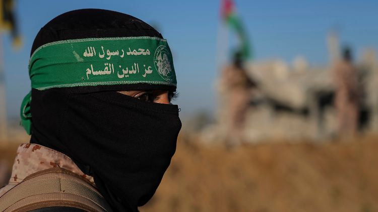 "Die Hamas betont, dass es stets ihre Politik war und weiterhin bleibt, ihren Kampf gegen die zionistische Besatzung ausschließlich auf Palästina zu beschränken", heißt es in einer Mitteilung. 