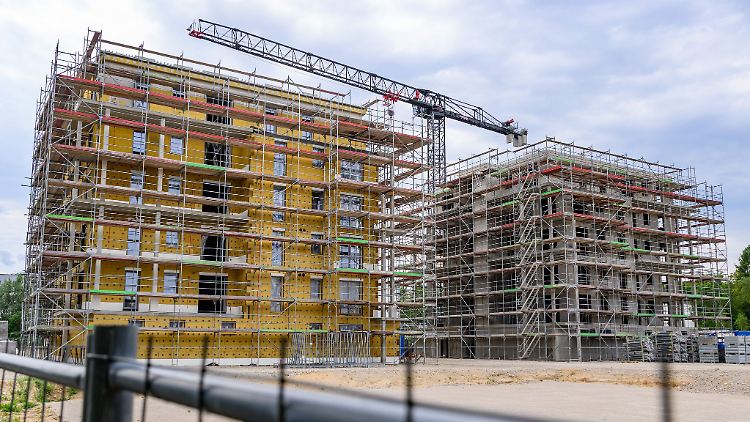 Beim Wohnungsbau gibt es viele Vorschriften. Hessen strebt Erleichterungen an. (Symbolbild)