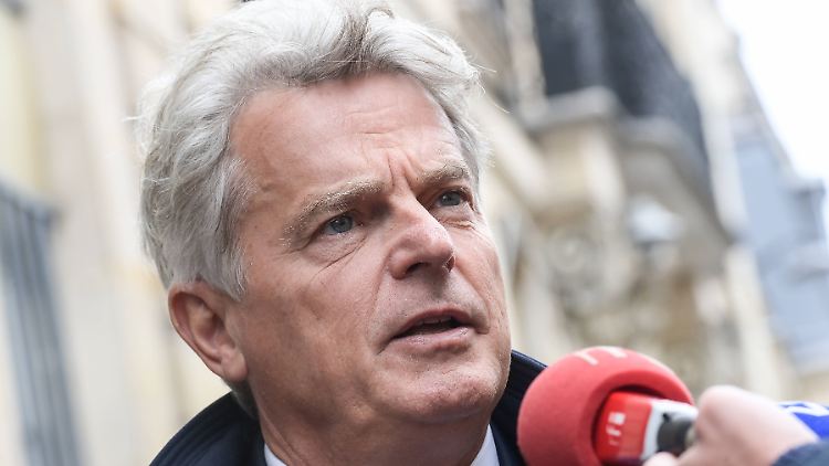 Lecornu ist bereits der fünfte Premierminister unter Präsident Macron in den vergangenen zwei Jahren.