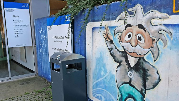 Albert Einstein schwänzte öfter mal und lehnte sich außerdem gegen die autoritären Strukturen in Bildungseinrichtungen auf.