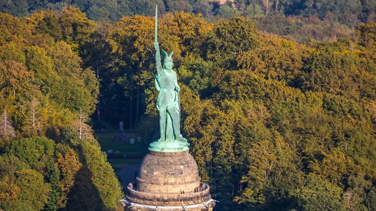 Das Hermannsdenkmal im Teutoburger Wald.