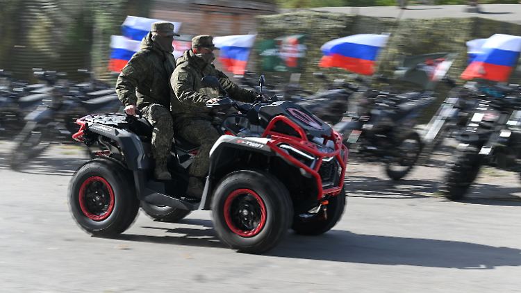 Nach US-Angaben werden die russischen Soldaten in der Ukraine von bis zu 5000 Kubanern unterstützt.