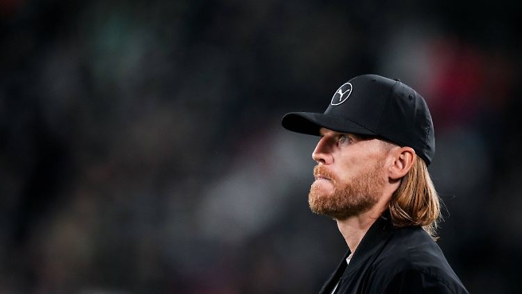 Er darf (vorerst) bleiben: Trainer Eugen Polanski.