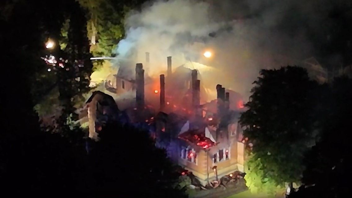 Jagdschloss2.jpg