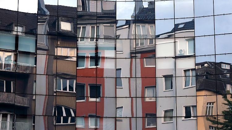 Gerade in Regionen mit vielen Jobs ist die Situation auf dem Wohnungsmarkt oft besonders angespannt.  