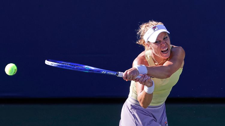 Großer Kampf, große Belohnung: Laura Siegemund gewinnt ihr Duell in Wuhan.