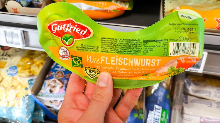 Pflanzliche Lebensmittelhersteller würden versuchen, den Ruf tierischer Lebensmittel für ihre Vermarktung zu nutzen, heißt es von Befürwortern des Verbots. 