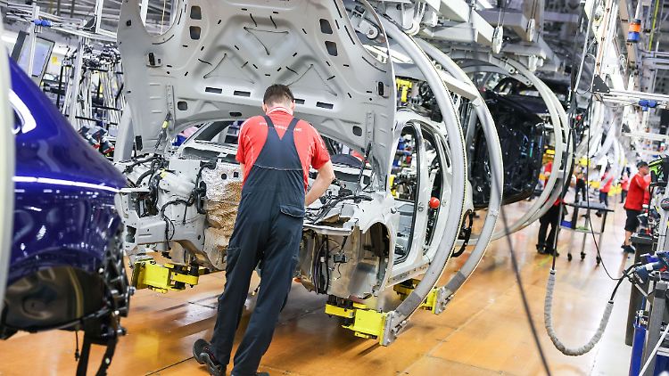 Hohe Importzölle in den USA führen bei deutschen Autobauern zu erheblichen Mehrkosten.