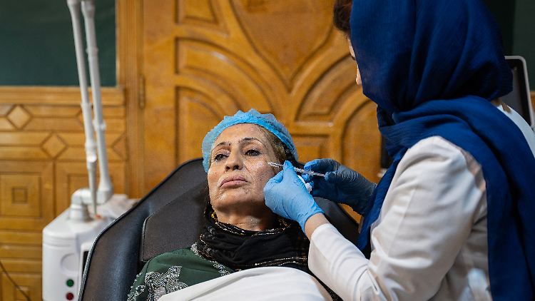 Botox oder Kinnstraffung - alles ist möglich, auch in Kabul.