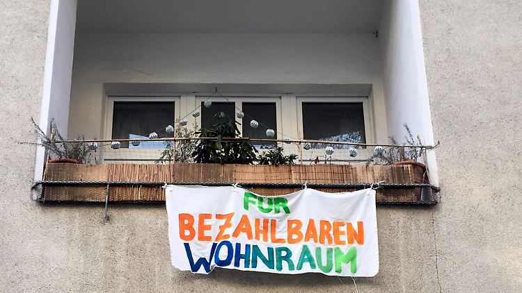 Der Senat setzt eine Mietpreis-Prüfstelle ein, die bei zu hohen Mieten beraten kann.