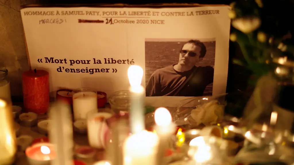 2020-10-21T190122Z-429342261-RC27NJ9BTZ6G-RTRMADP-3-FRANCE-SECURITY-TRIBUTE